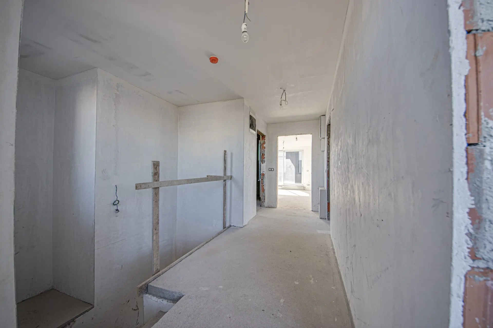 7161ae54ad64124635de591bff041167-1 Luxury penthouse in Iztok for sale