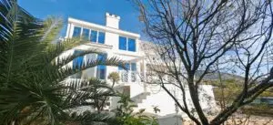 Beautiful Modern Villa with a pool in Đenovići