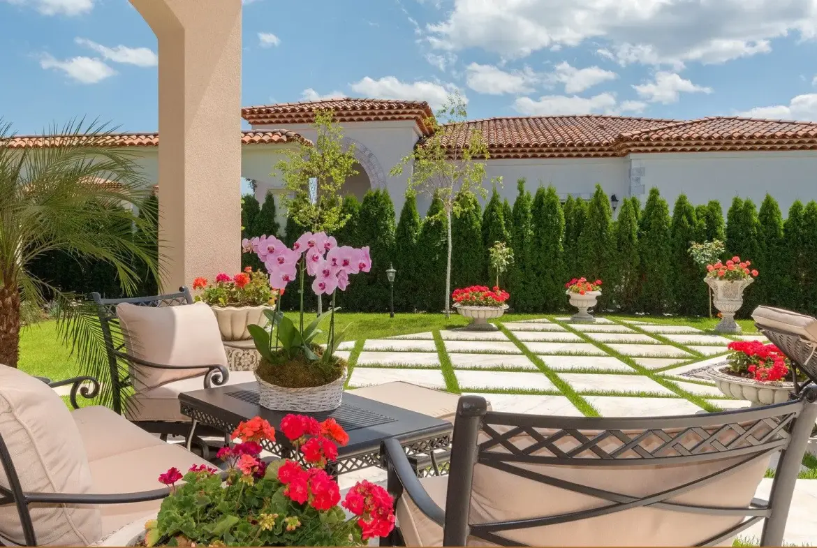 Luxurious villa with pool in Sunny Beach for sale