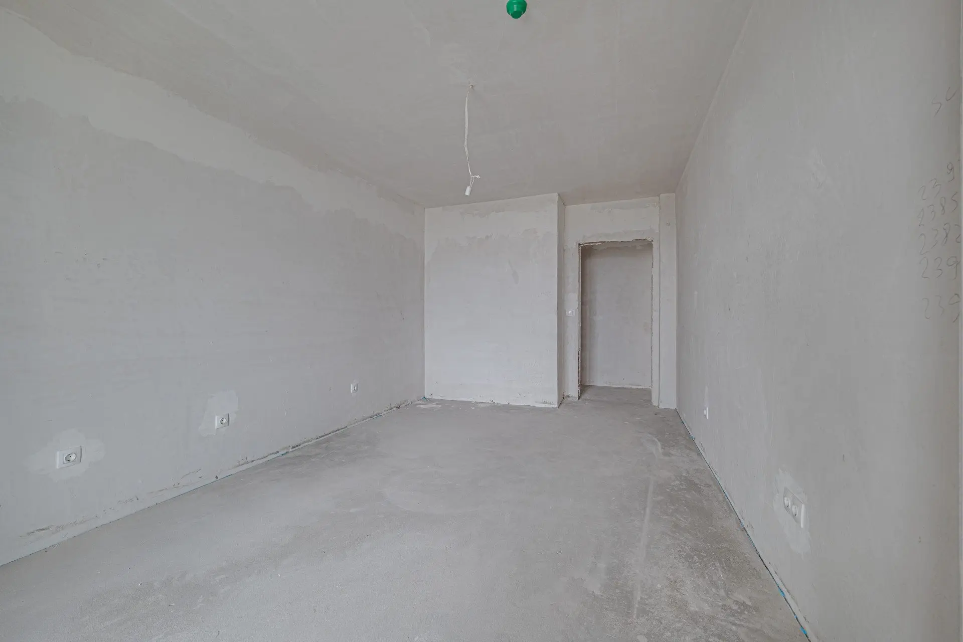 Three bedroom apartment in a luxury building next to Paradise Mall