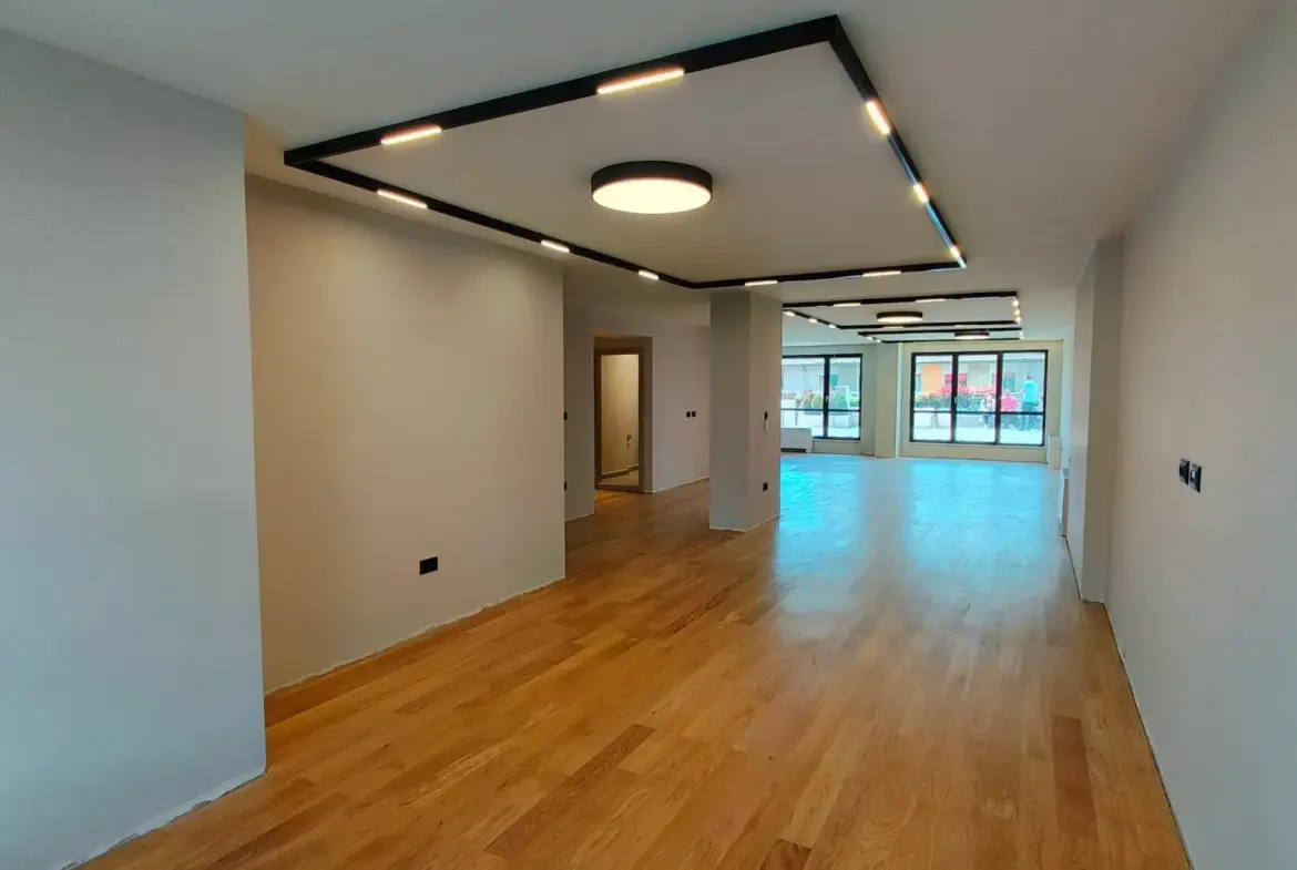Spacious and fully furnished new apartment in the central part of Sofia