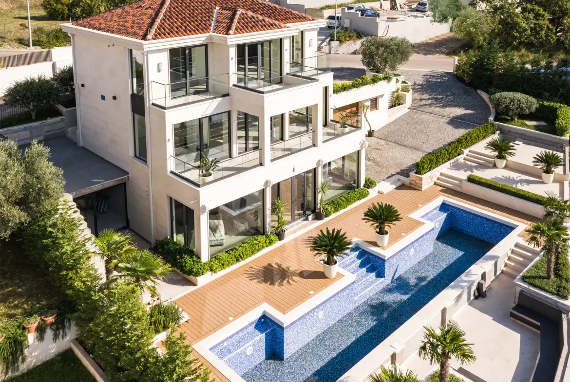 Luxury Villa – Blizikuce, Budva