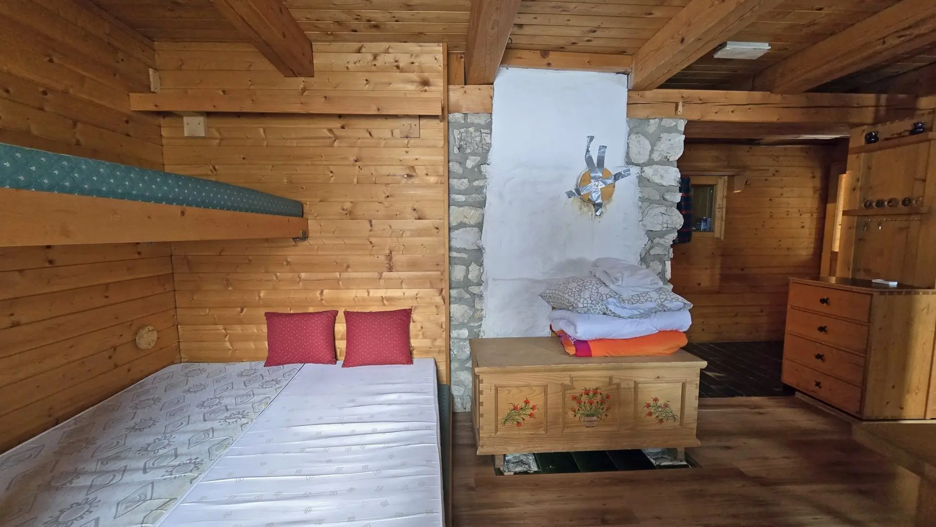 Bohinj area – Ski-In/Ski-Out Alpine Cottage in Vogel