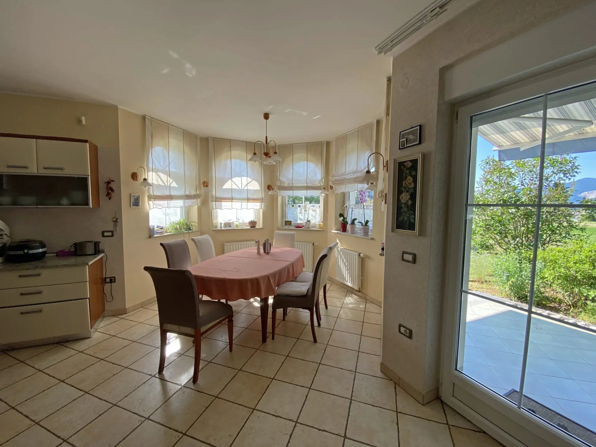 Bled area – A spectacular house with a lovely garden and a great view in Begunje