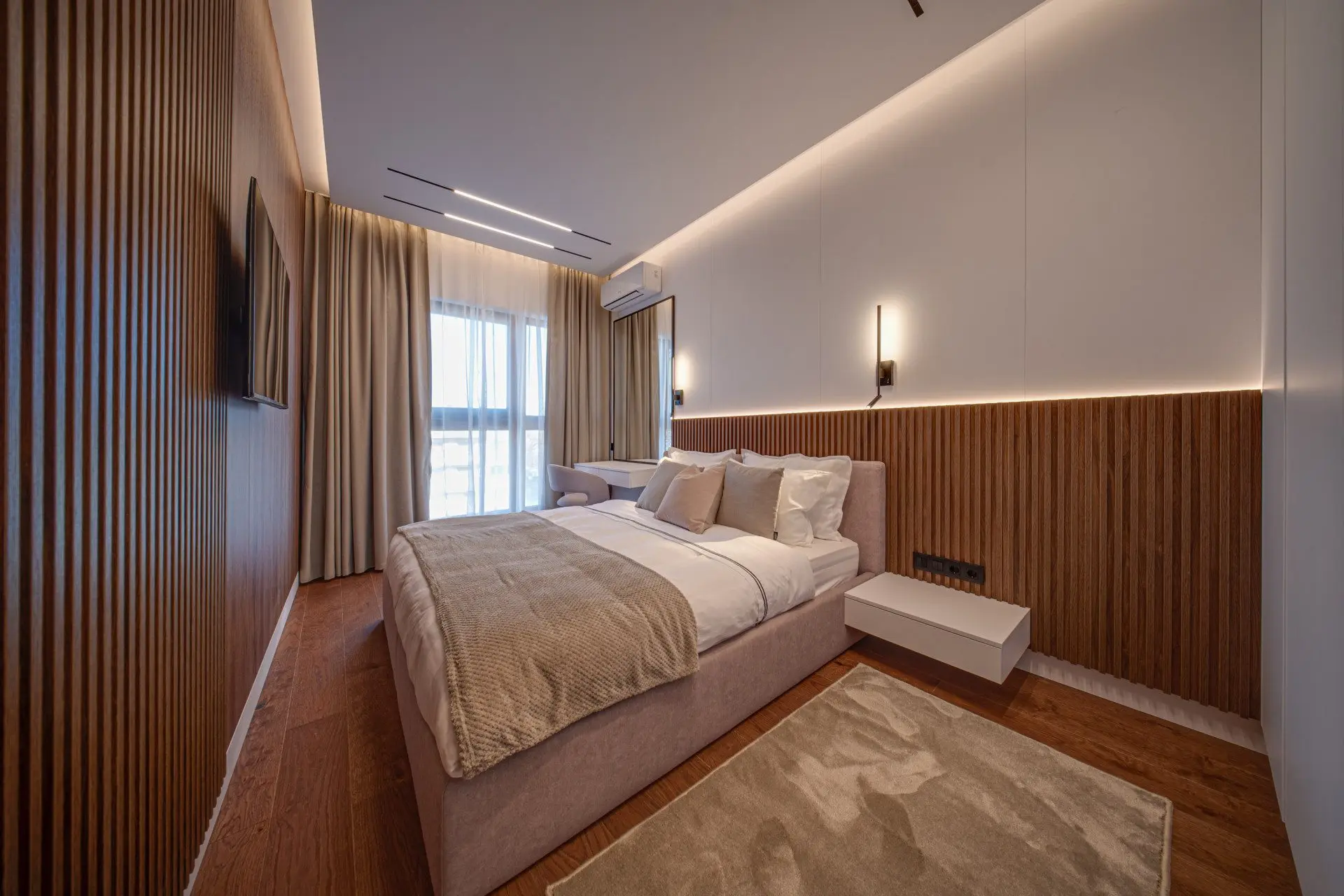 Stylish two-bedroom apartment in the emblematic building in Iztok district for sale