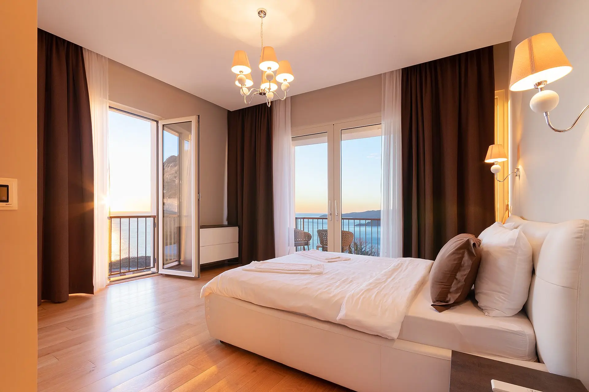 Elegant Villa with unobstructed sea views and a panorama of Sveti Stefan