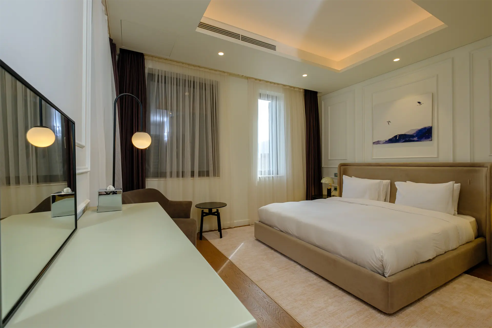 Luxurious 3-Bedroom Duplex with pool