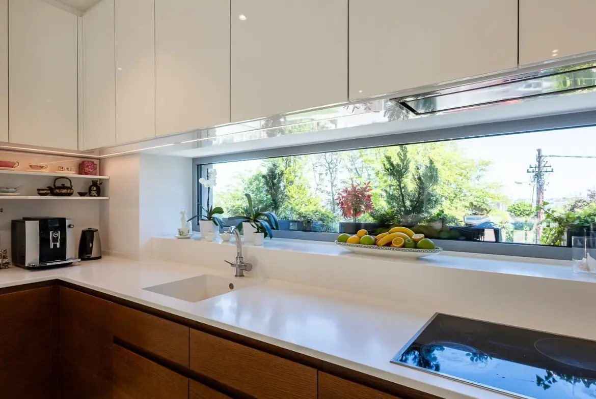 4-Bedroom Villa, 732 m² – Senjačka, Savski venac, Belgrade