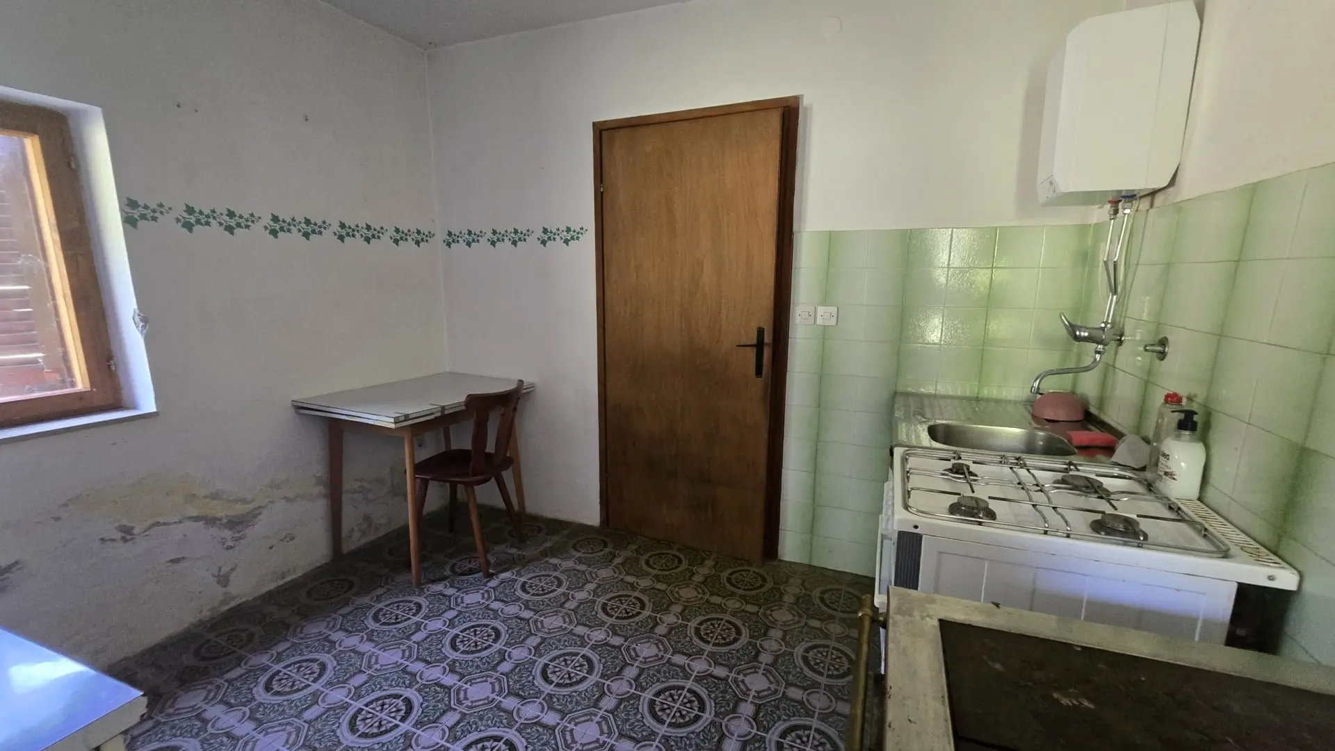 Soča area – House with Panoramic Views of the Surrounding Hills