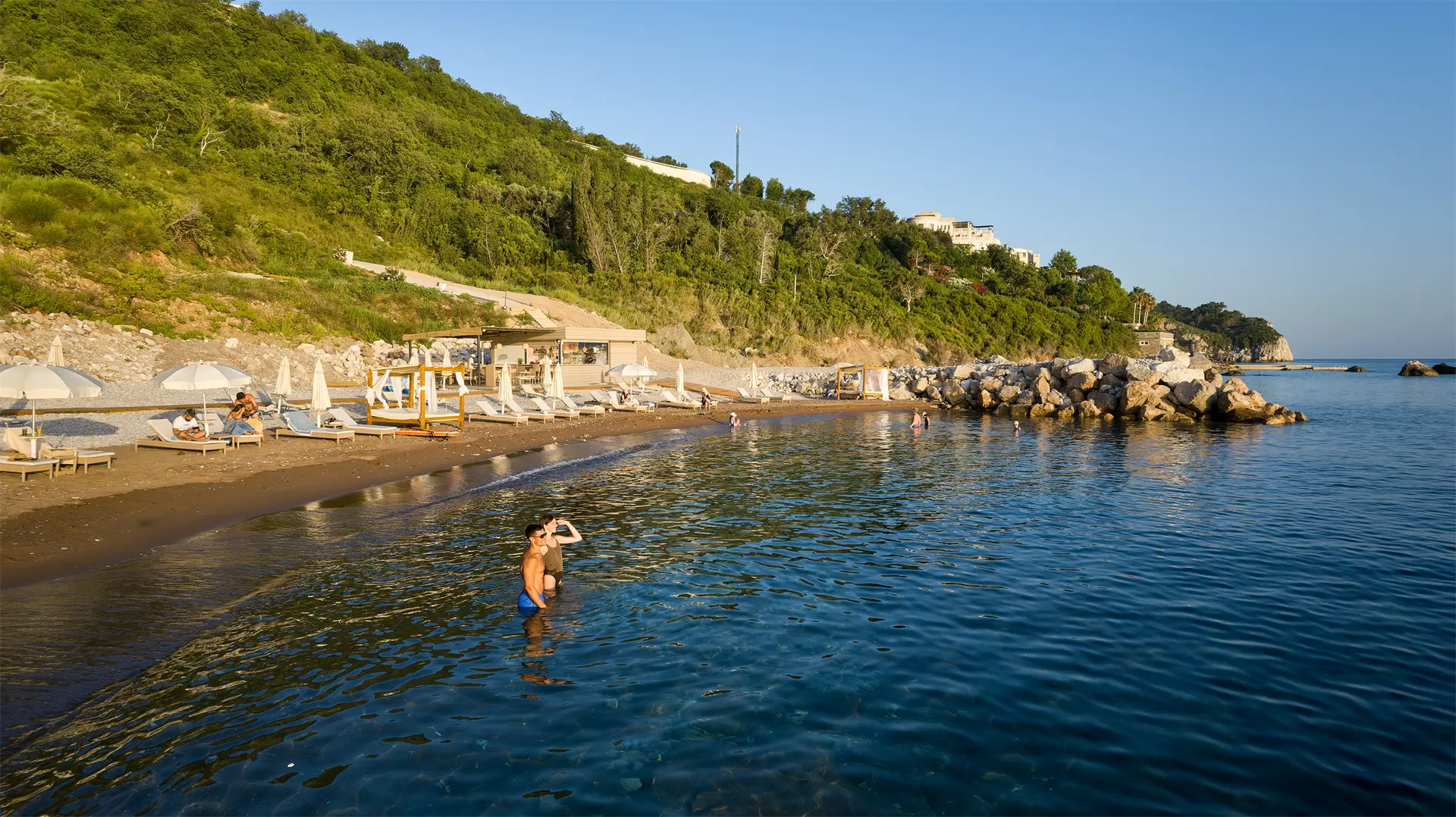 Luxury four-bedroom Villa in Rezevici