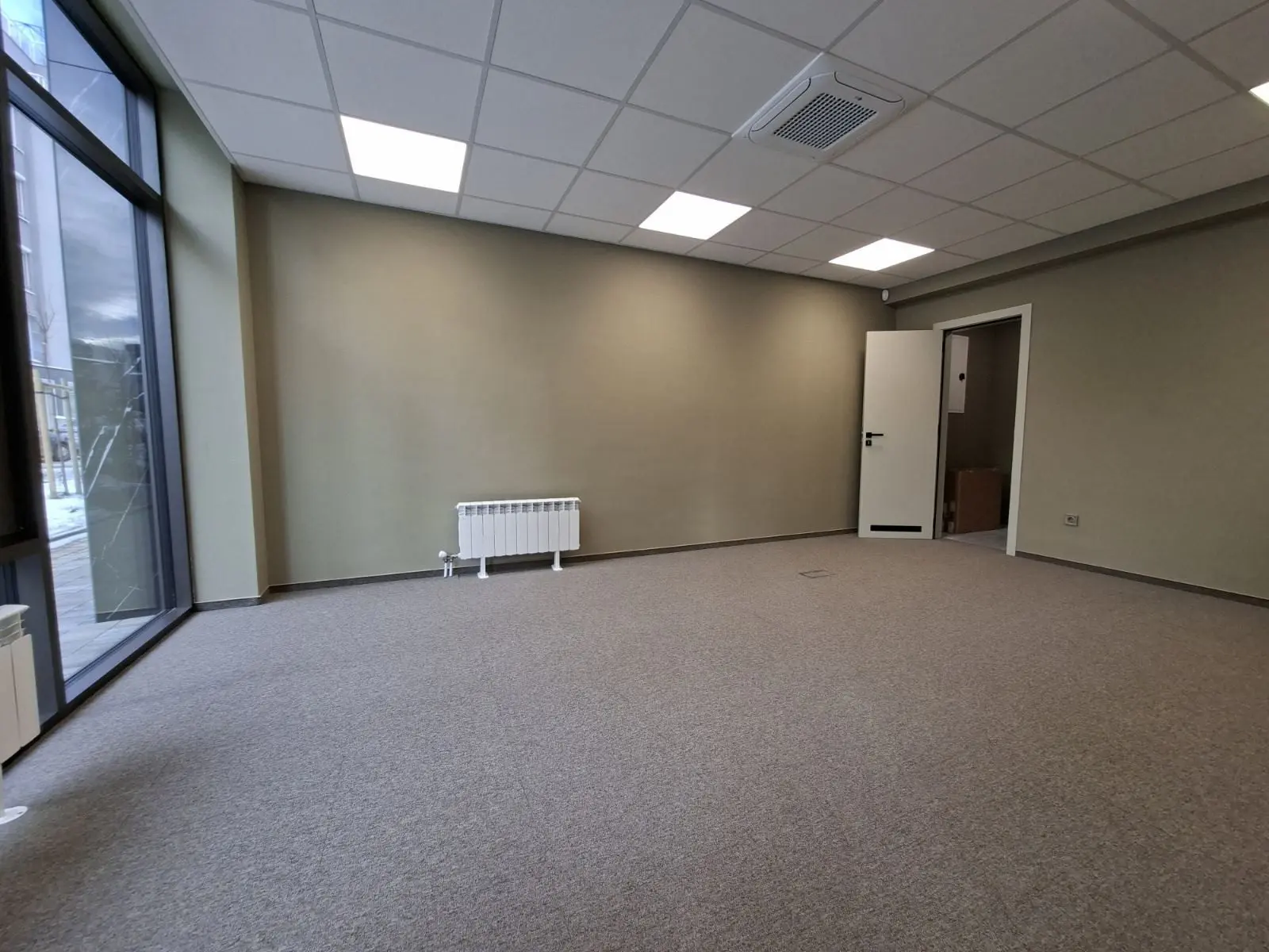 8086ea919d8dba784d30d221c47b3ac7 Office for sale in a class A business building in Manastirski Livadi