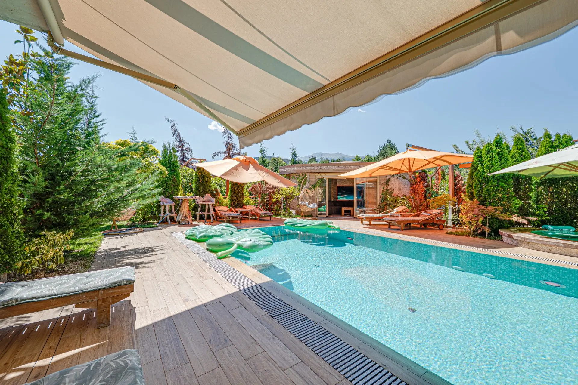 Exclusive residence for sale in the Kambanite district