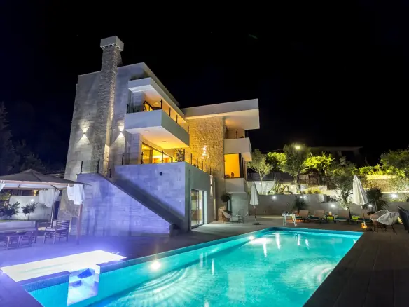 Stunning 5-Bedroom Villa for Sale in Djenovici, Herceg Novi