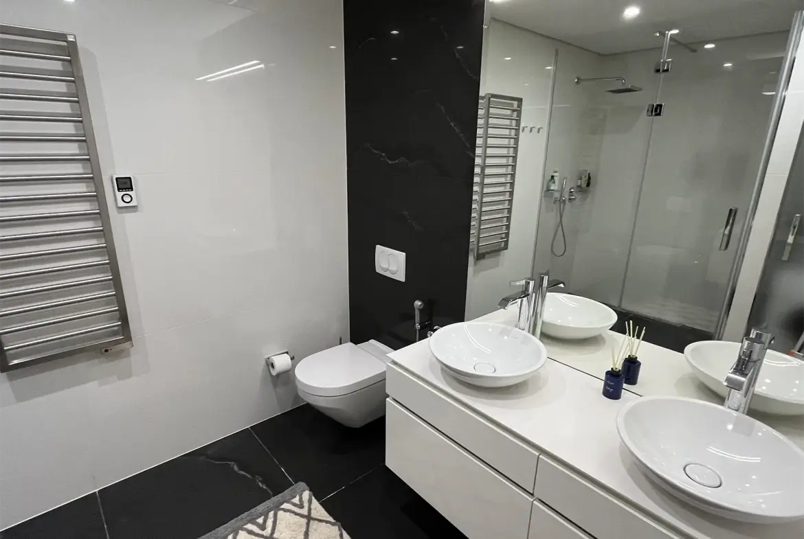Two bedrooms apartment at Dukley Gardens
