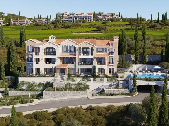 Three-bedroom apartment at Horizon Residences in Luštica Bay