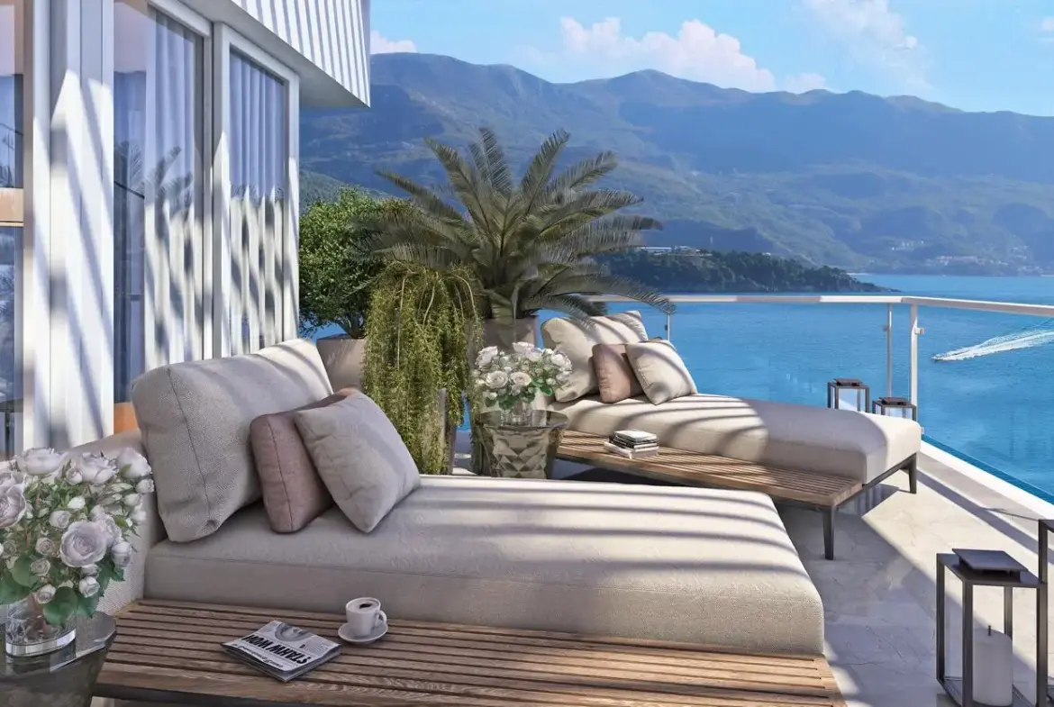 Luxurious Penthouse at the beachfront five-star complex in Budva