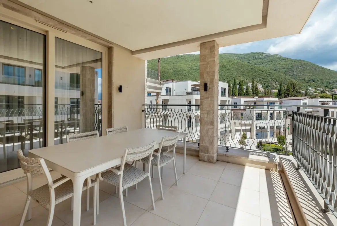 Modern One-bedroom apartment in Village Residence