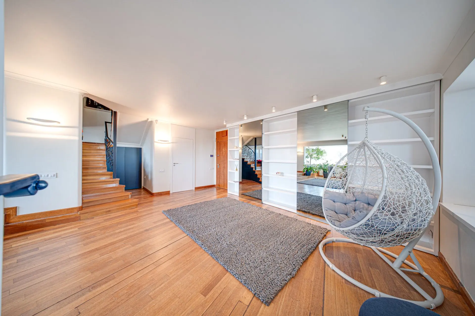Remarkable multi-bedroom penthouse with panoramic views in Lozenets