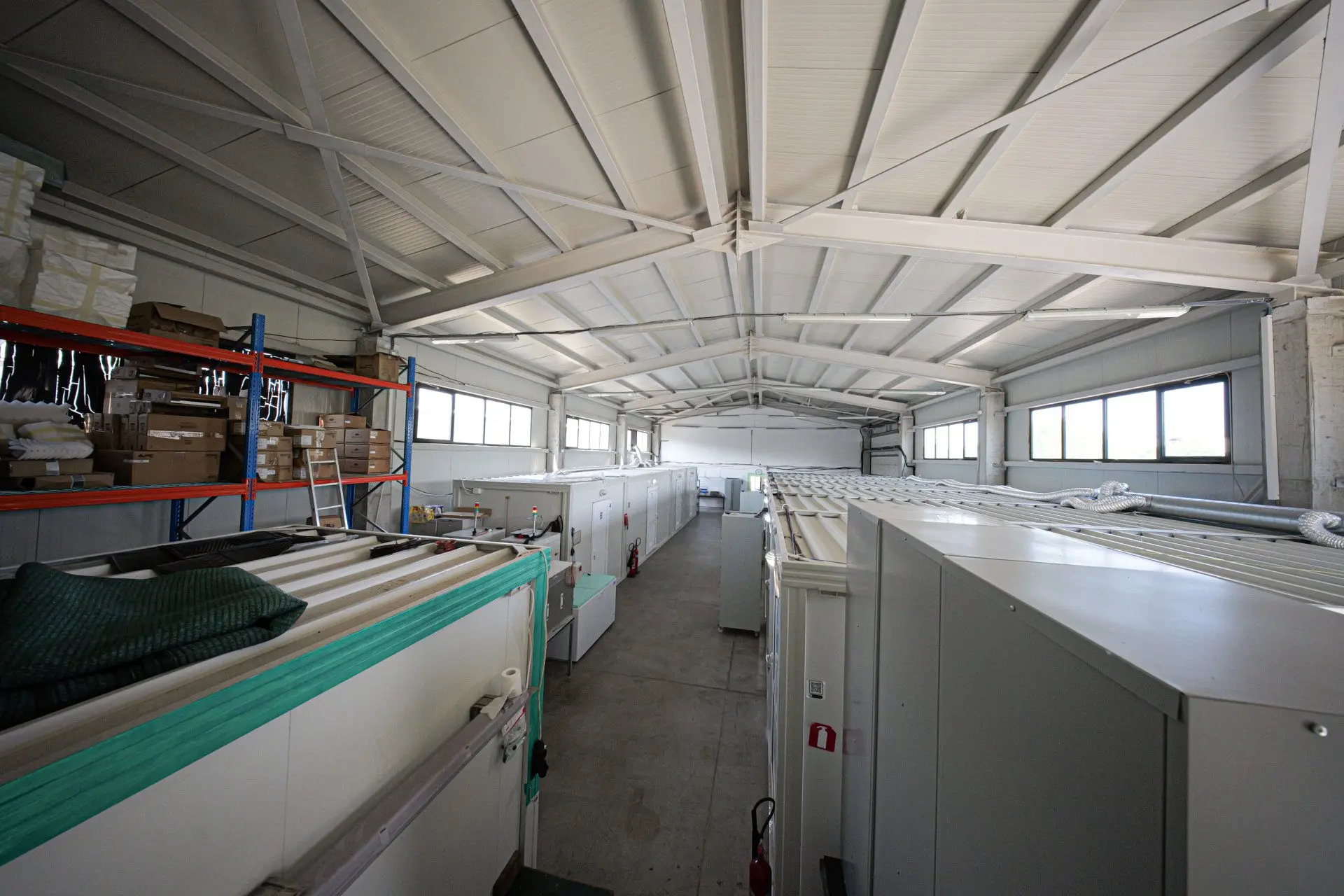 Mixed use office building in the village of Lozen for sale