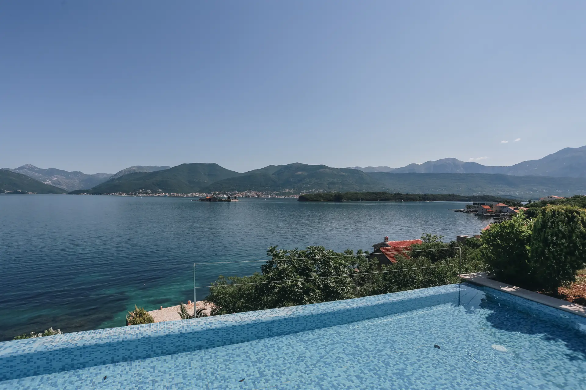 85a4f649d5ce201dee90e73fcf1379cd Beachfront Villa