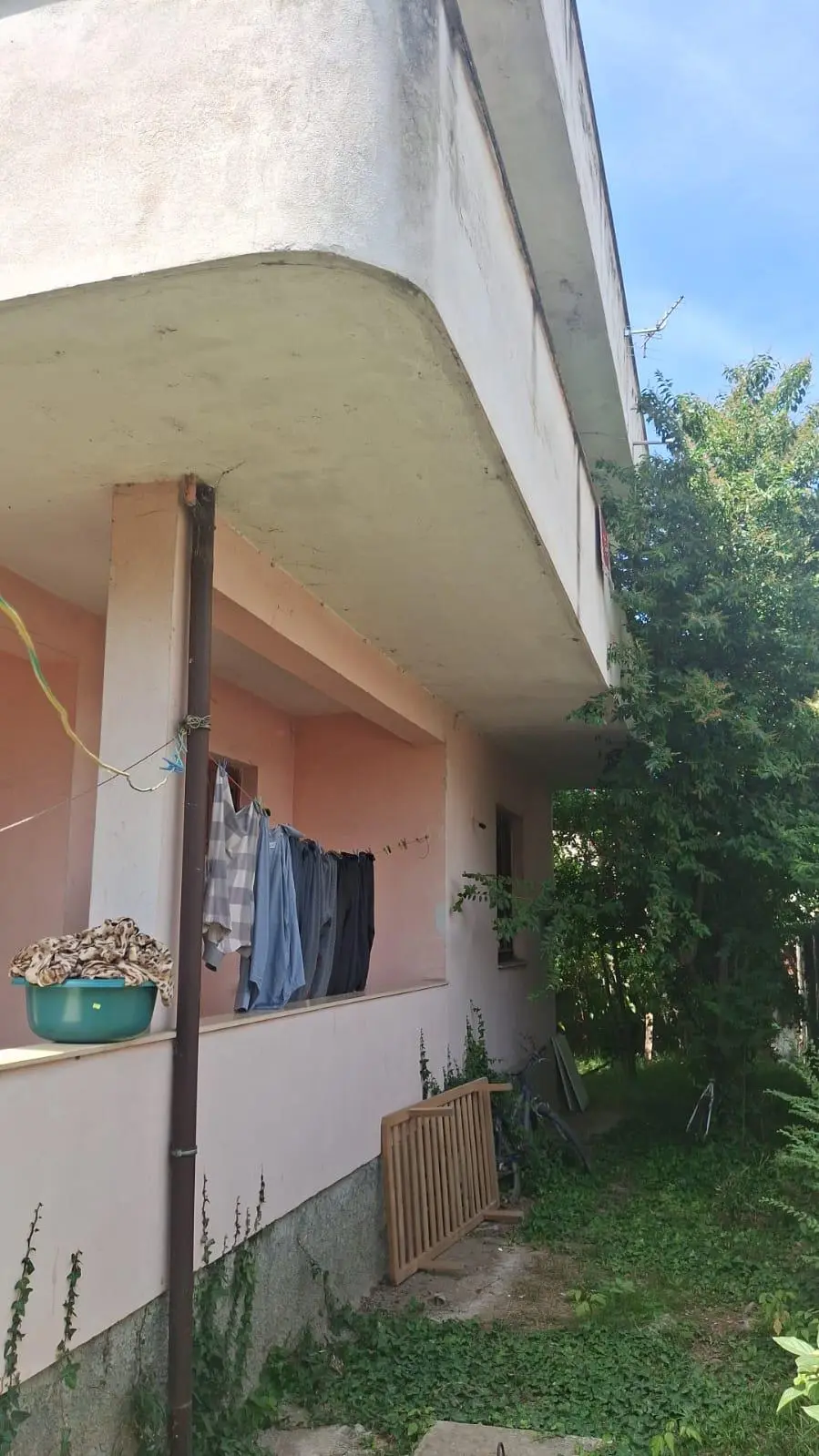 Two-Story House for Sale near Kthesa e Kamzës, Tirana
