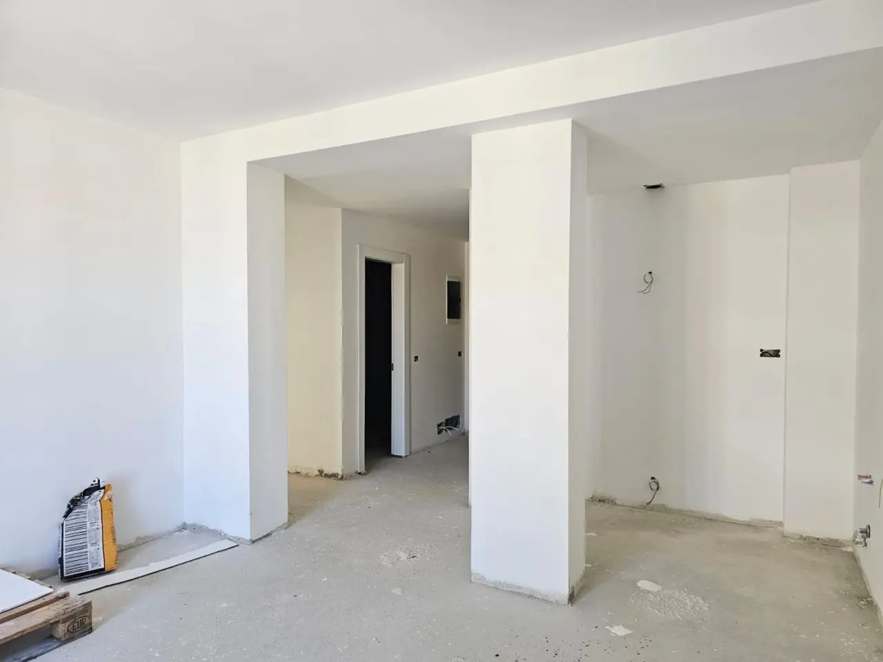 First Line Apartment For Sale In Saranda Albania