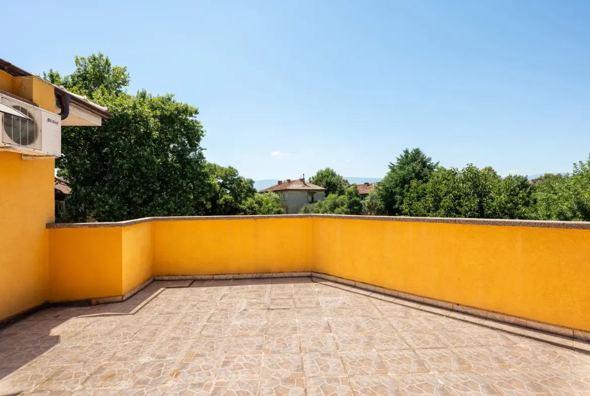 Exceptional standalone multifunctional building with outstanding investment potential in Sadiyski district, Plovdiv