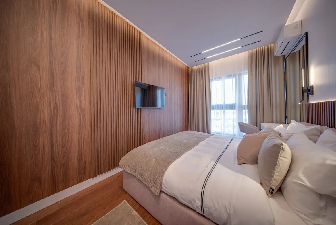 Stylish two-bedroom apartment in the emblematic building in Iztok district for sale