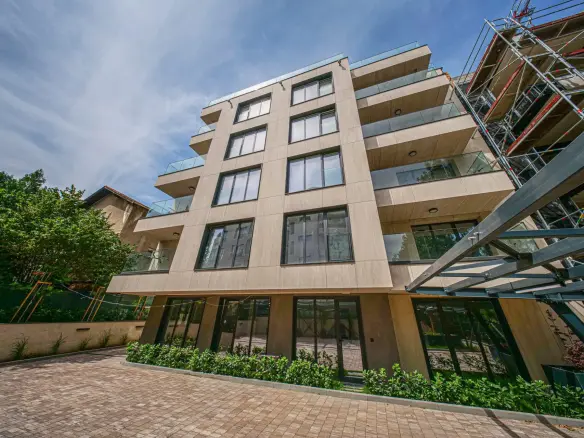 High-class apartment in a prestigious location in a boutique building in Iztok district for sale