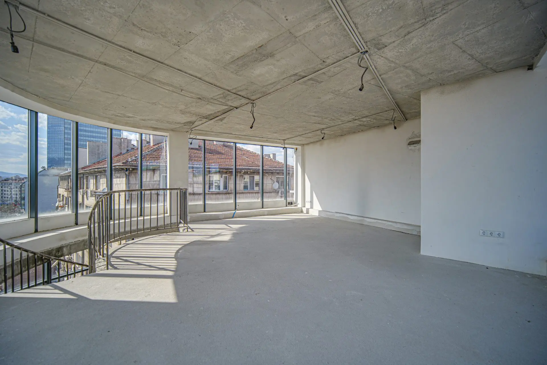 Exclusive penthouse in the city center with amazing views