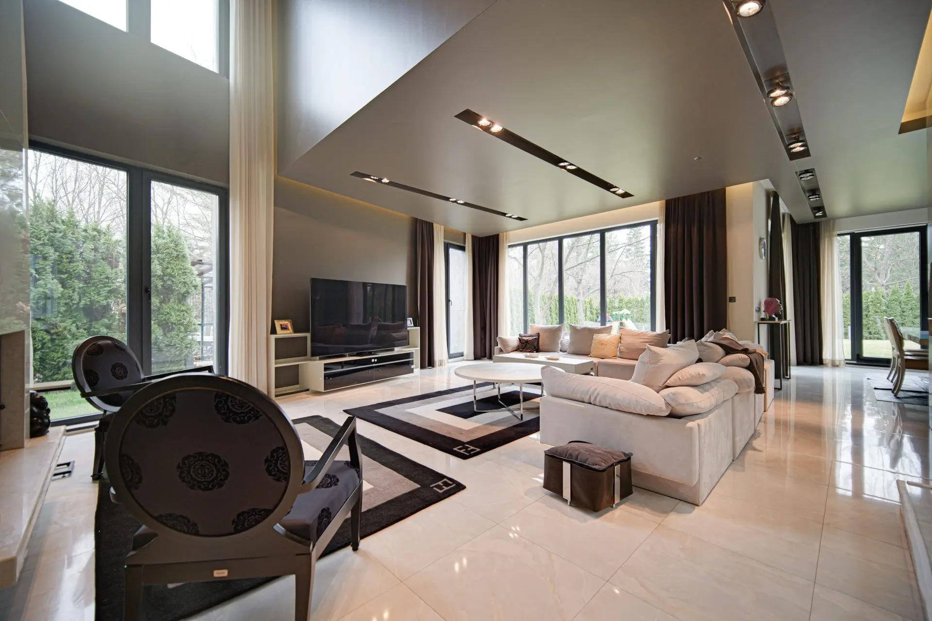 A modern detached house in an excellent location in the town of Bankya