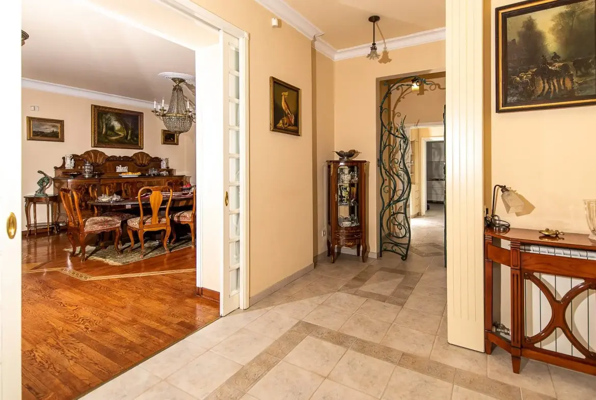 10-Bedroom Villa, 503 m² – Generala Nikodija Stefanovića, Savski venac, Belgrade