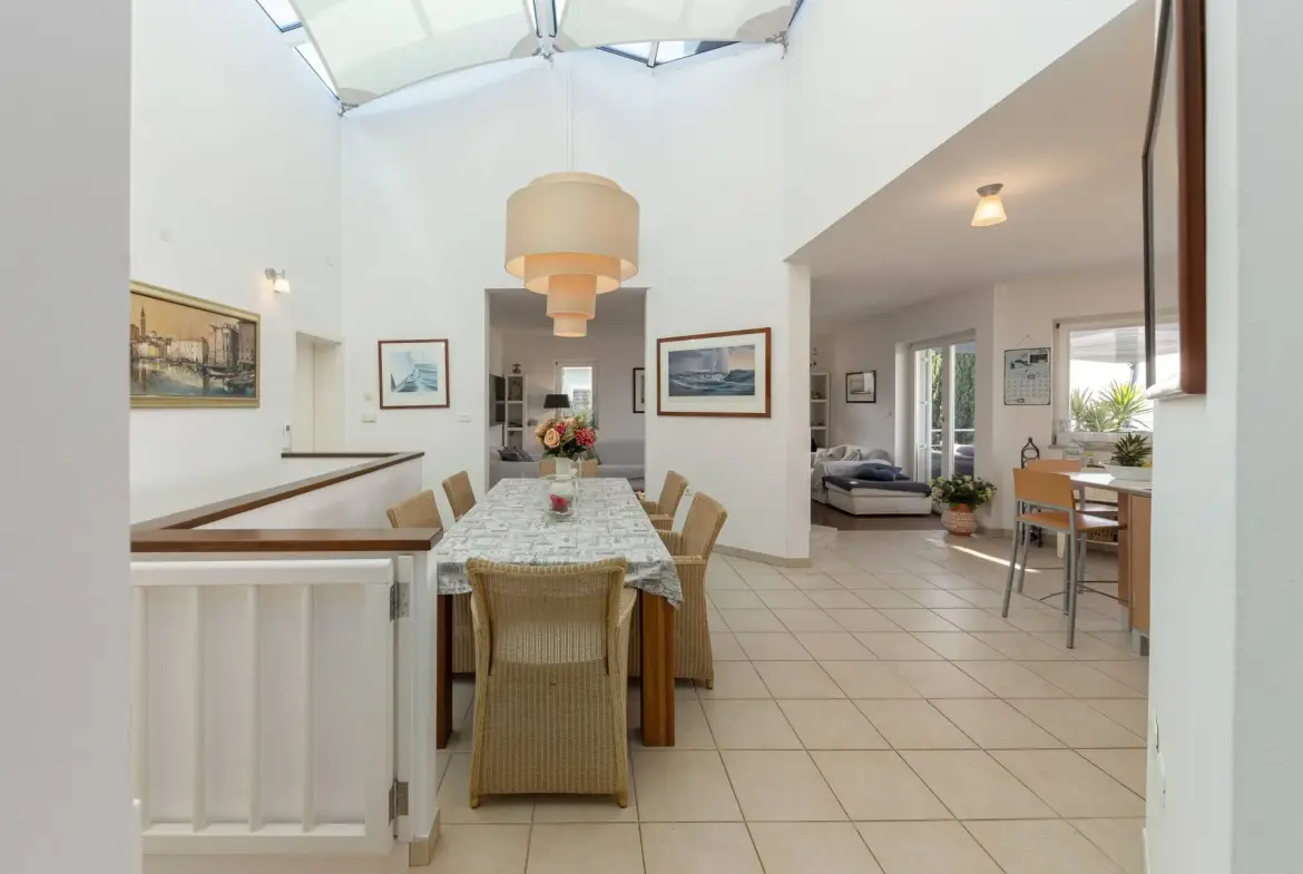 The Coast – Modern vila with spectacular views