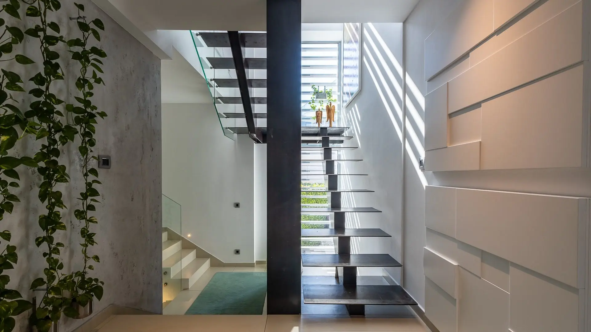 4-Bedroom Villa, 732 m² – Senjačka, Savski venac, Belgrade