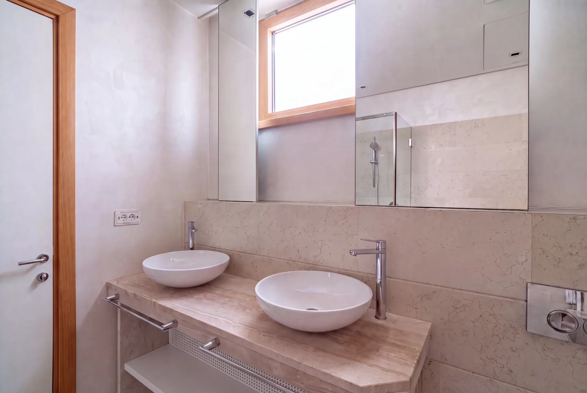 2-Bedroom Apartment, 184 m² – Knez Miletina, Stari grad, Belgrade