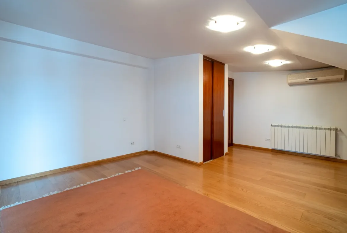 5-Bedroom Apartment, 282 m² – Sokolska, Vračar, Belgrade
