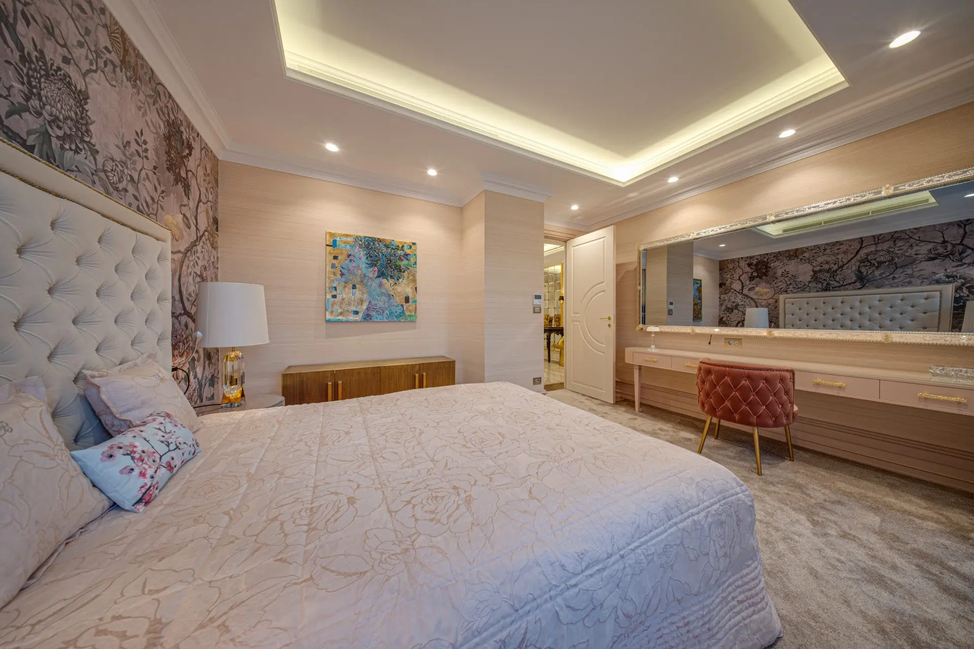 901275565d2c1f18ea6c6a0cbfd9275b Impressive apartment with a top location in one of the most preferred neighborhoods of the capital, Iztok