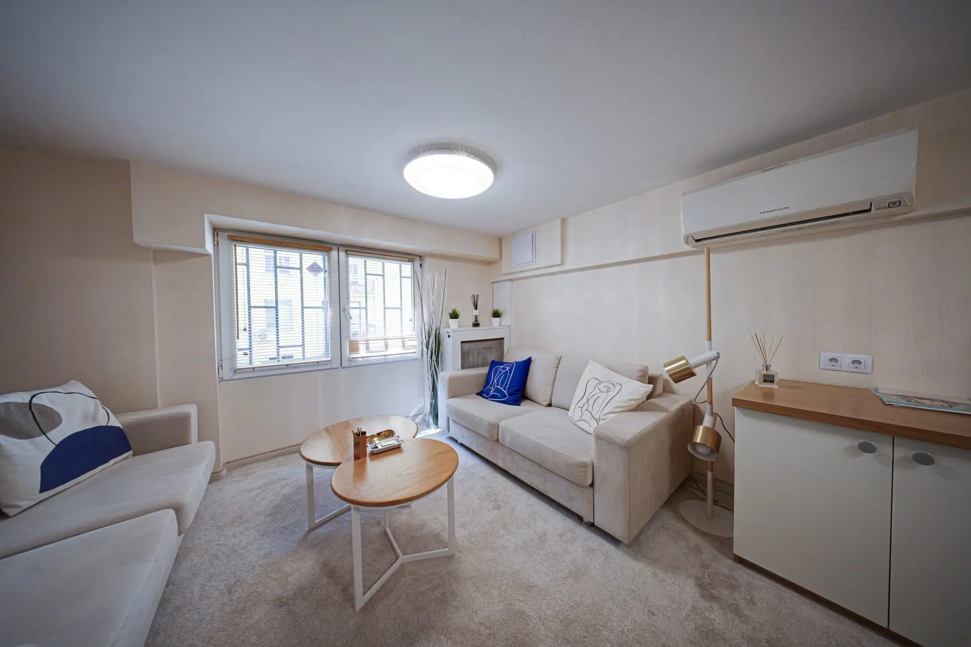 Unique property with a view of a park in the Doctor’s Monument area for sale
