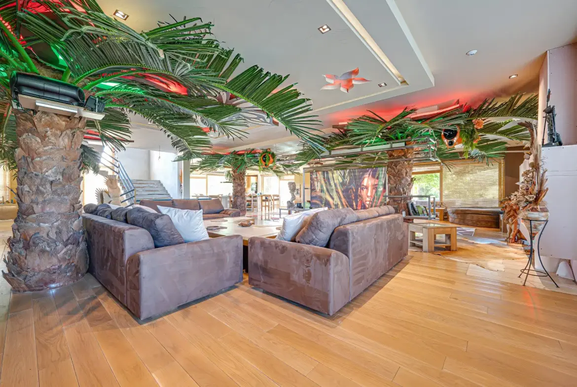 Exclusive residence for sale in the Kambanite district