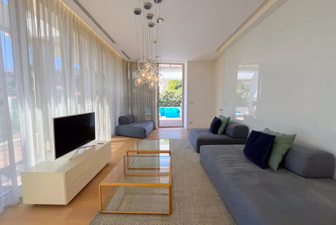 Modern three bedroom apartment