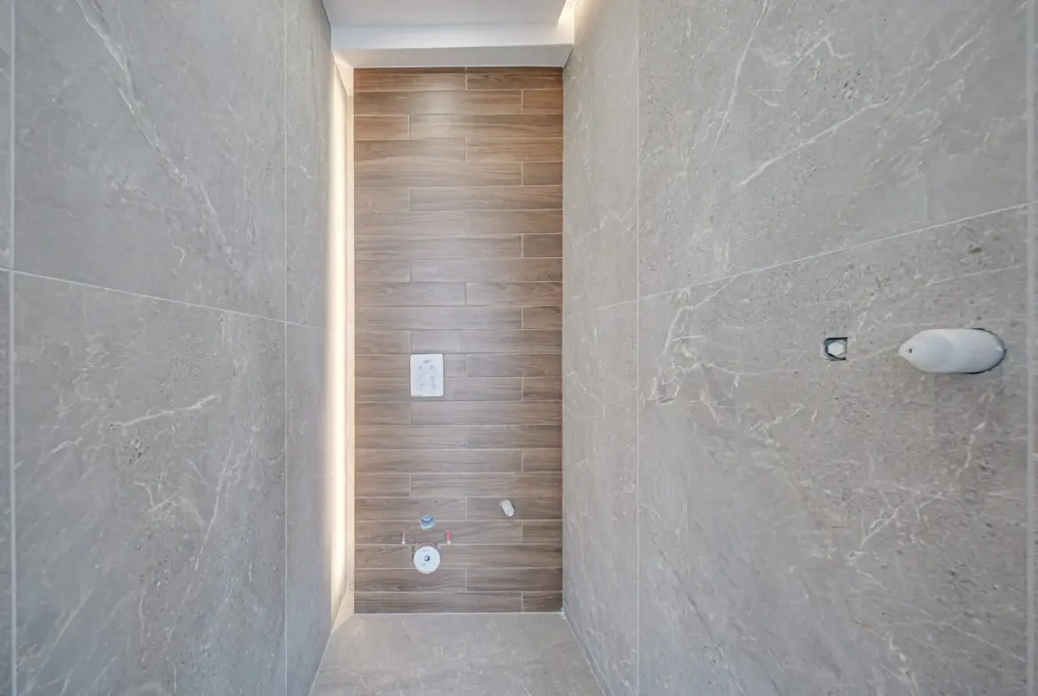 Spacious apartment with amazing views of the city in the Center for sale