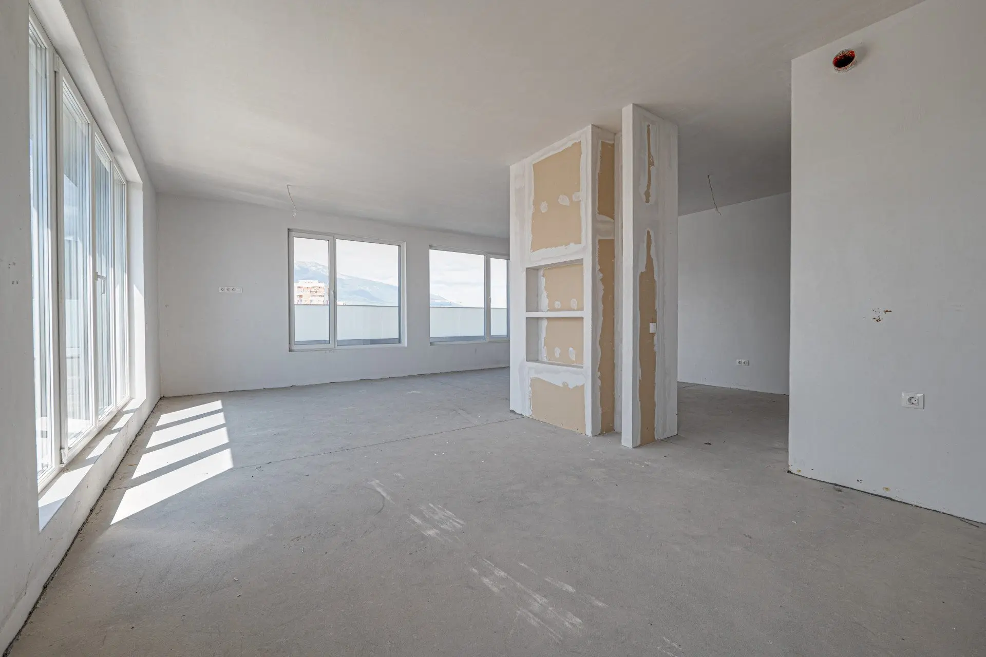 Penthouse in a new residential building with Act 16 in Mladost 4 for sale