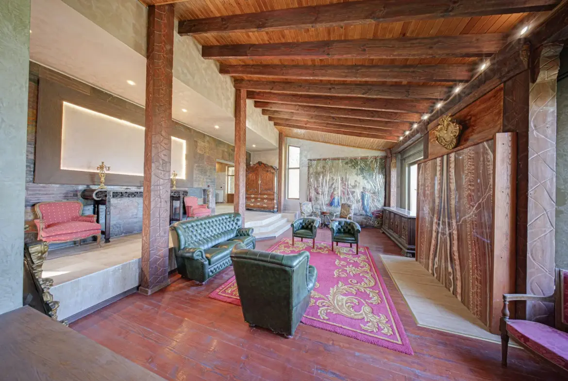 A representative house with a five-acre yard in a prestigious location in Dragalevtsi quarter