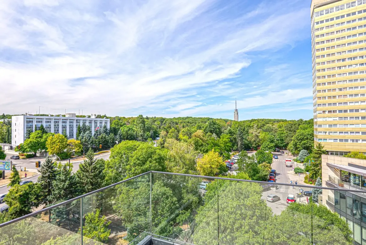 Premium penthouse with unparalleled panorama, space and views in an unparalleled boutique building in Iztok district