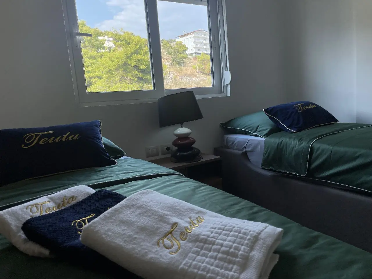 WONDERFUL PENTHOUSE FOR SALE IN SARANDA
