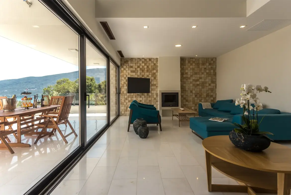Stunning 5-Bedroom Villa for Sale in Djenovici, Herceg Novi