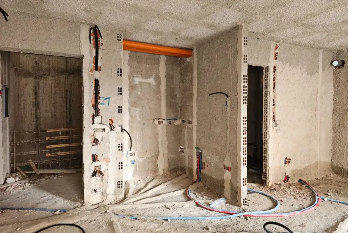 Apartment For Sale In Saranda Albania