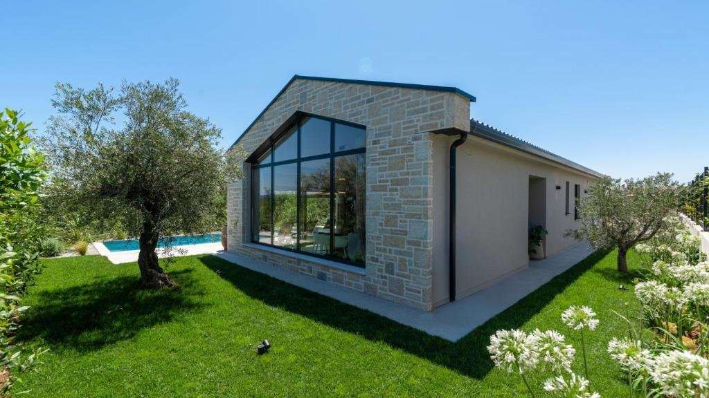 Modern One-Storey Villa, Poreč, Istria
