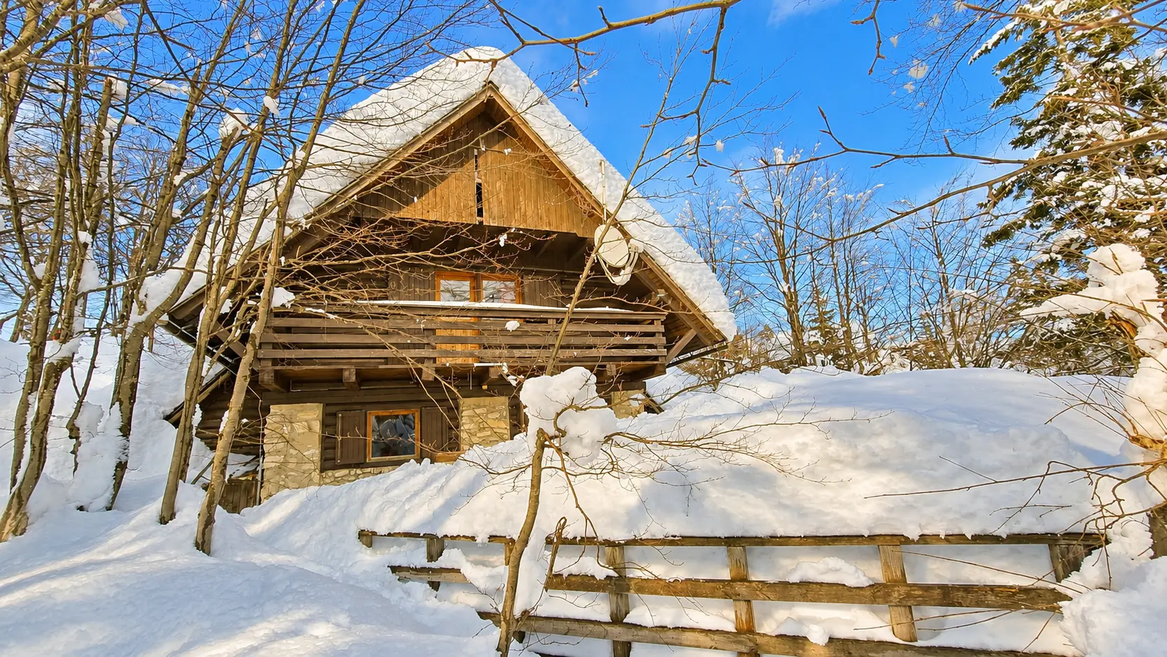 Bohinj area – Ski-In/Ski-Out Alpine Cottage in Vogel