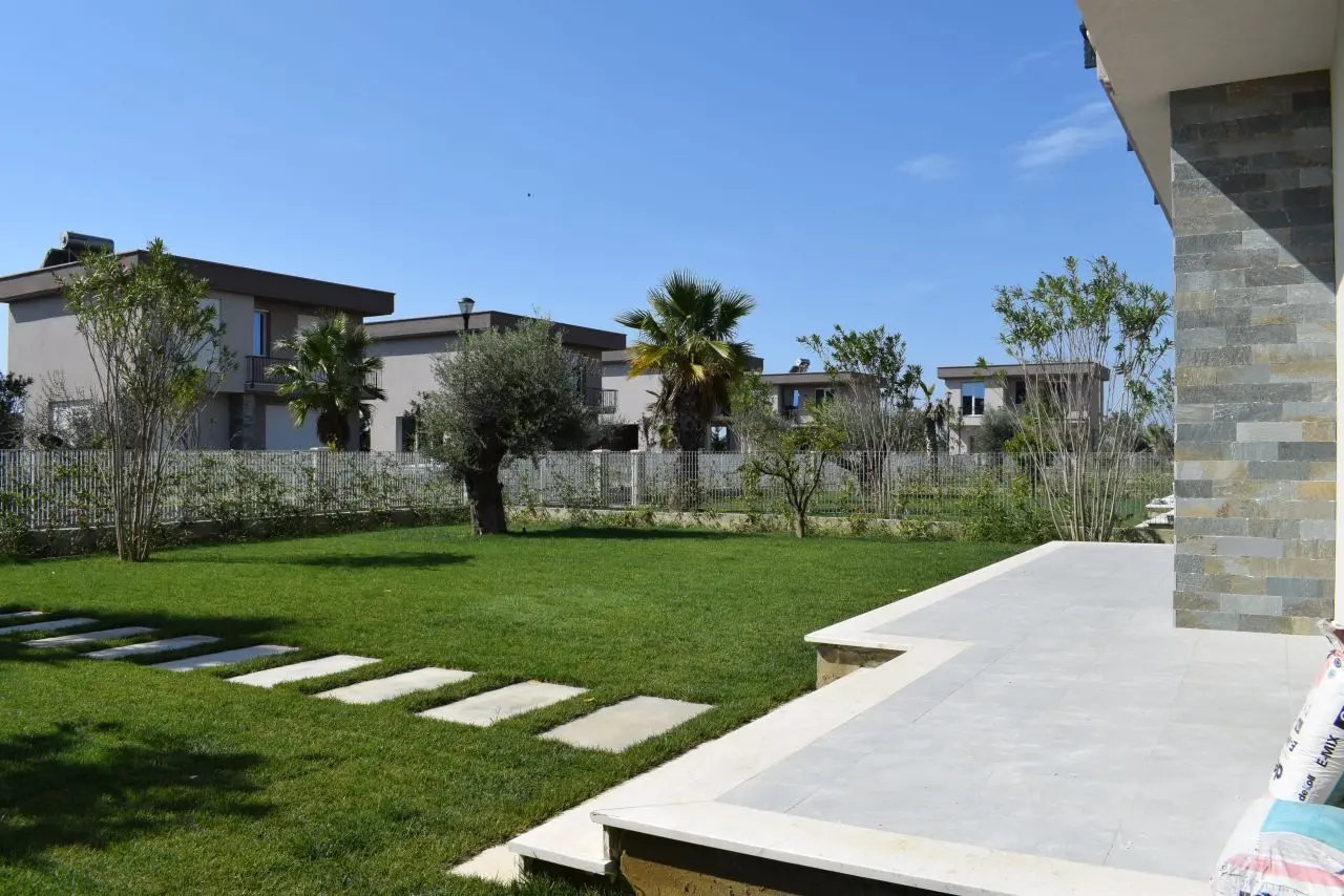 DSC_0037 Villas With Swimming Pool For Sale In Lalzit Bay In Durres Albania